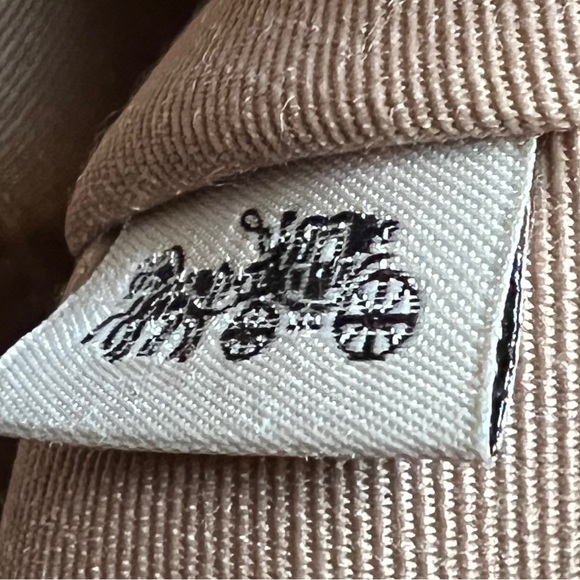 Authentic Coach C5690 “Kleo” Large Carryall Pebbled Leather Handbag in Chalk - Picture 12 of 12